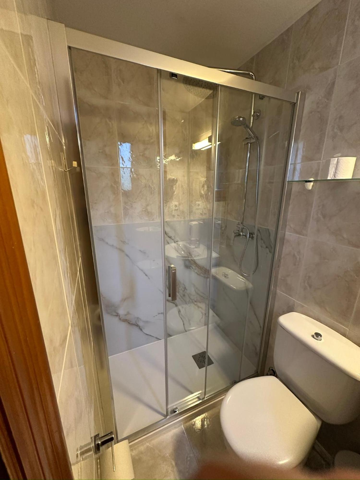 Hostal Ezkaurre Isaba Luaran gambar