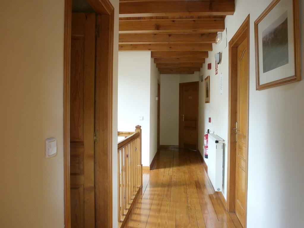 Hostal Ezkaurre Isaba Luaran gambar