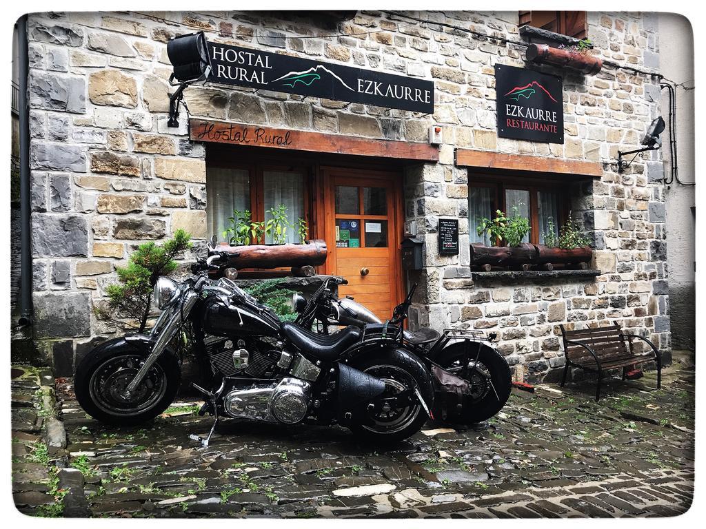 Hostal Ezkaurre Isaba Luaran gambar
