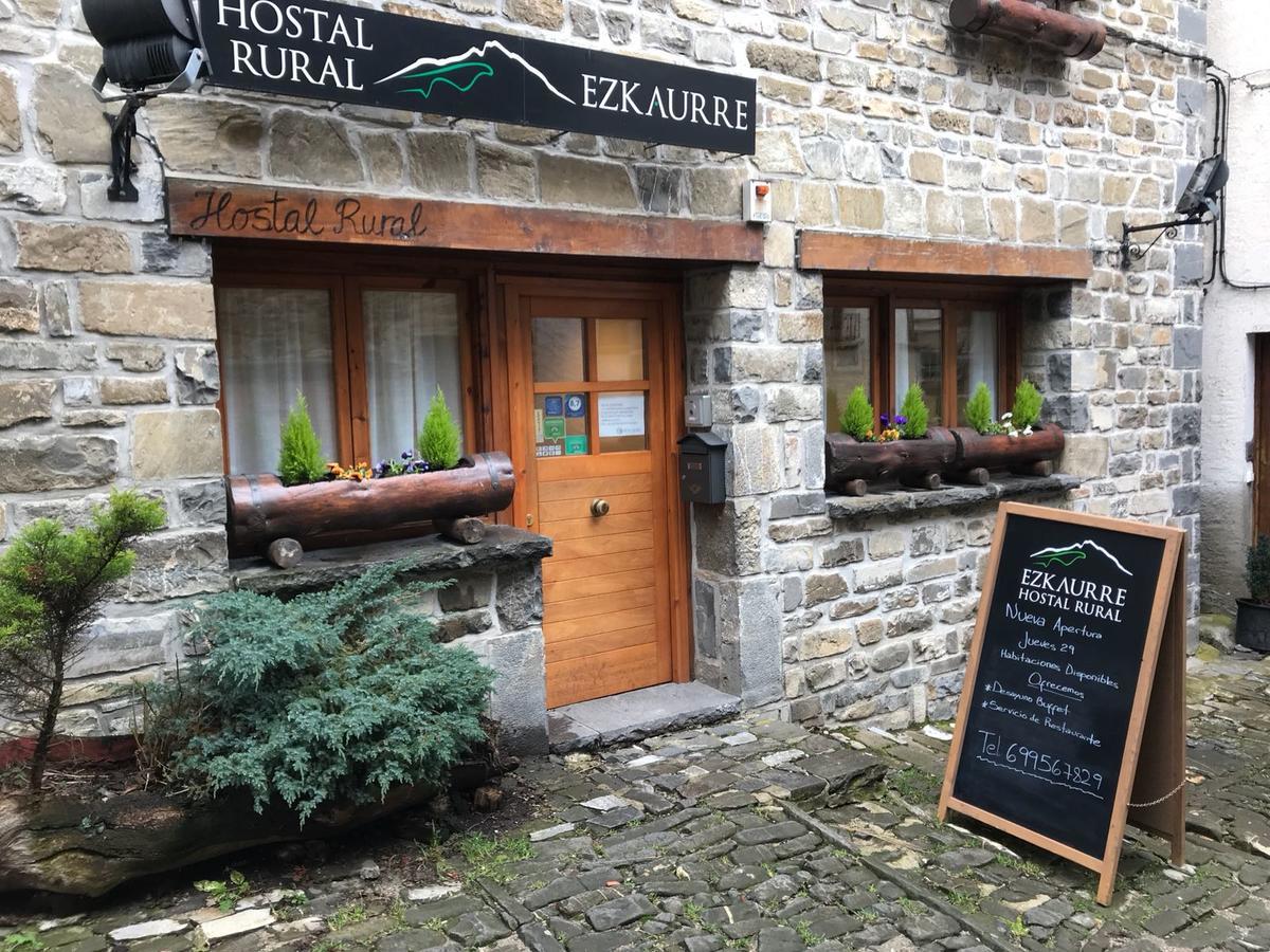 Hostal Ezkaurre Isaba Luaran gambar