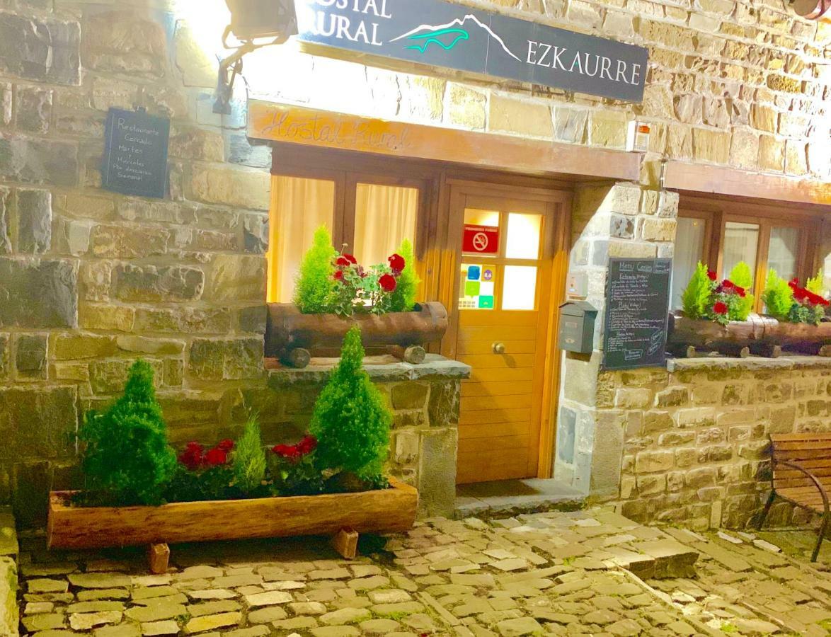 Hostal Ezkaurre Isaba Luaran gambar